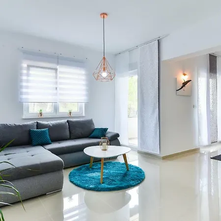 Olujic Apartment Vir